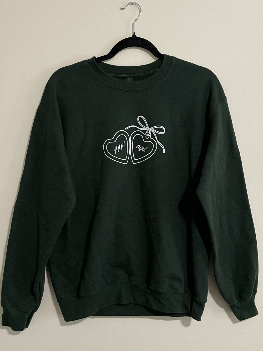 Alpha Gamma Delta Green Graphic Sweatshirt Size Medium Sorority 1904